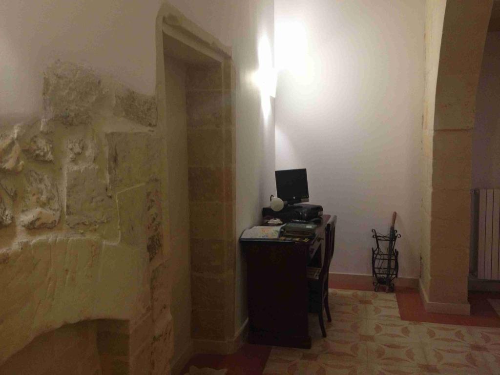 Casa Vacanze B&B Regina Maria Lecce Luaran gambar